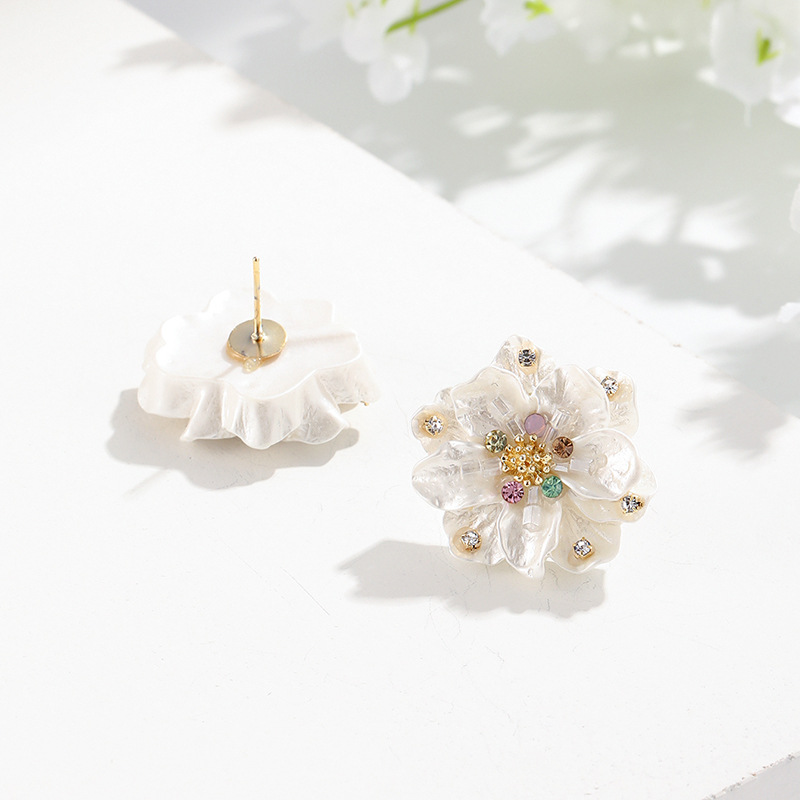 Neue Schmuck-Blütenohrringe im – Women Fashion Nz Bewertung und Preis