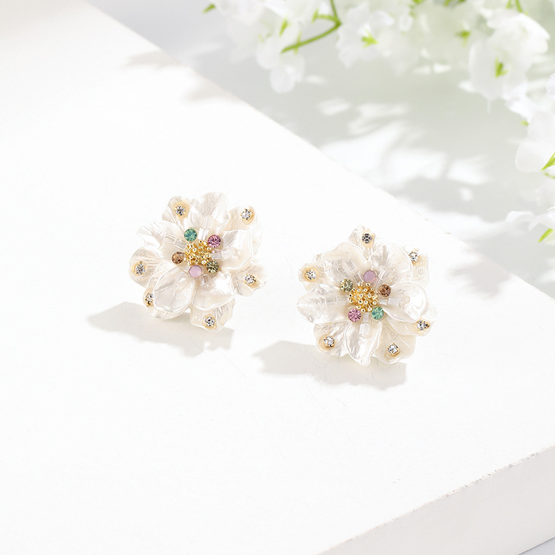 Neue Schmuck-Blütenohrringe im – Women Fashion Nz Bewertung und Preis