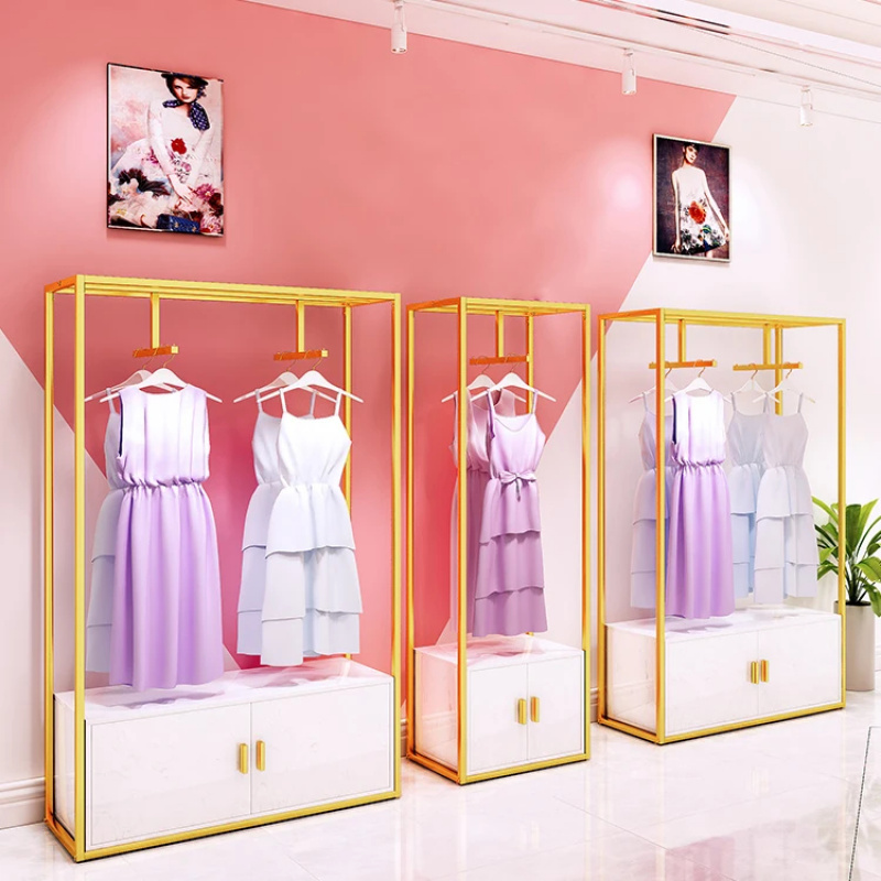 Kleiderständer aus Metall für  – Women'S Fashion Retailers Bewertung und Preis