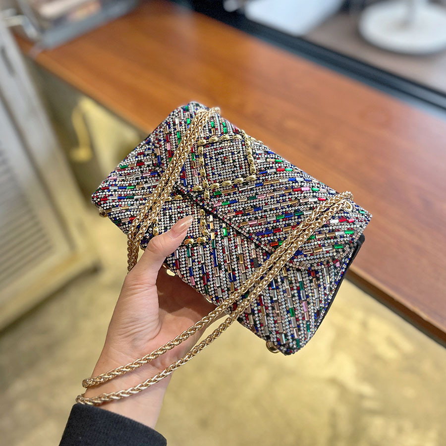 Diamantbesetzte Clutch-Tasche  – Women Fashion Dress Names Bewertung und Preis