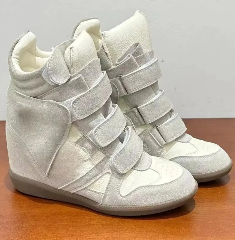 Damen-Sneaker mit verstecktem  – Women Fashion Show Bewertung und Preis