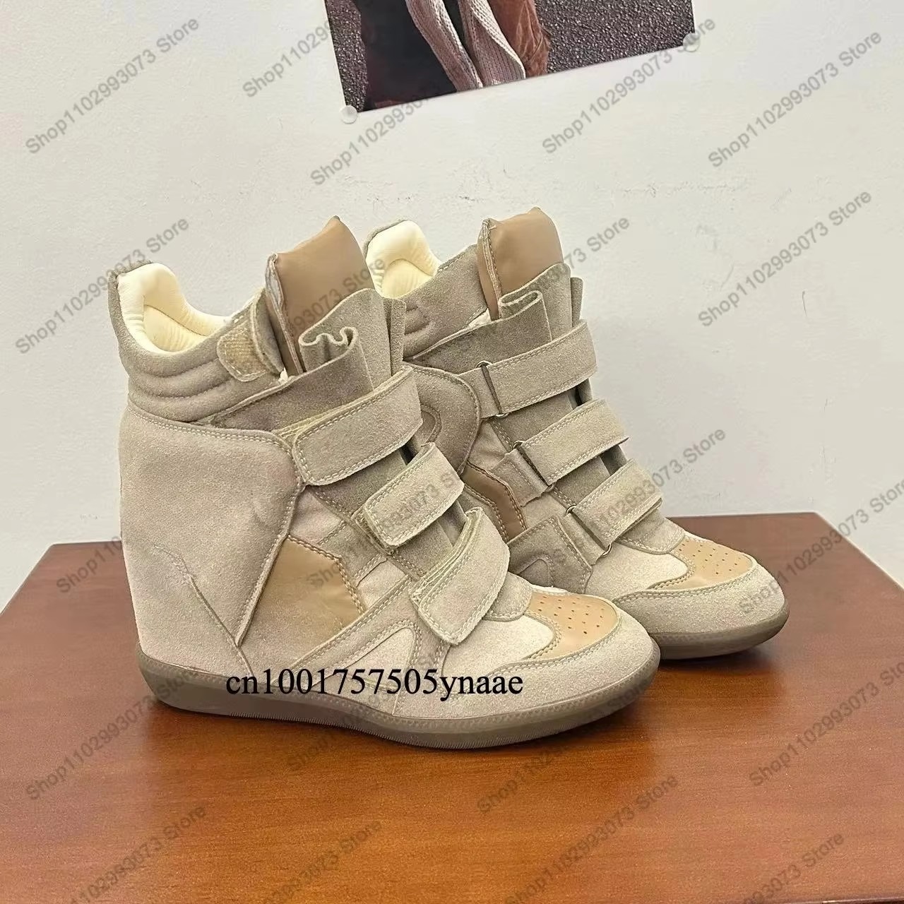 Damen-Sneaker mit verstecktem  – Women Fashion Show Bewertung und Preis