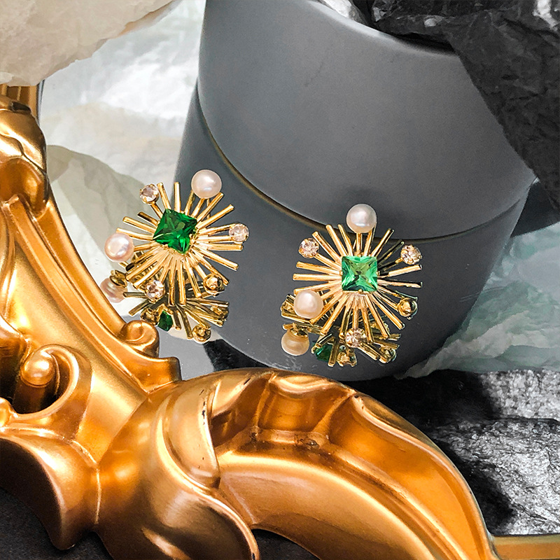 Sonnenblumen-Kristall-Ohrsteck – Women Fashion Nz Bewertung und Preis